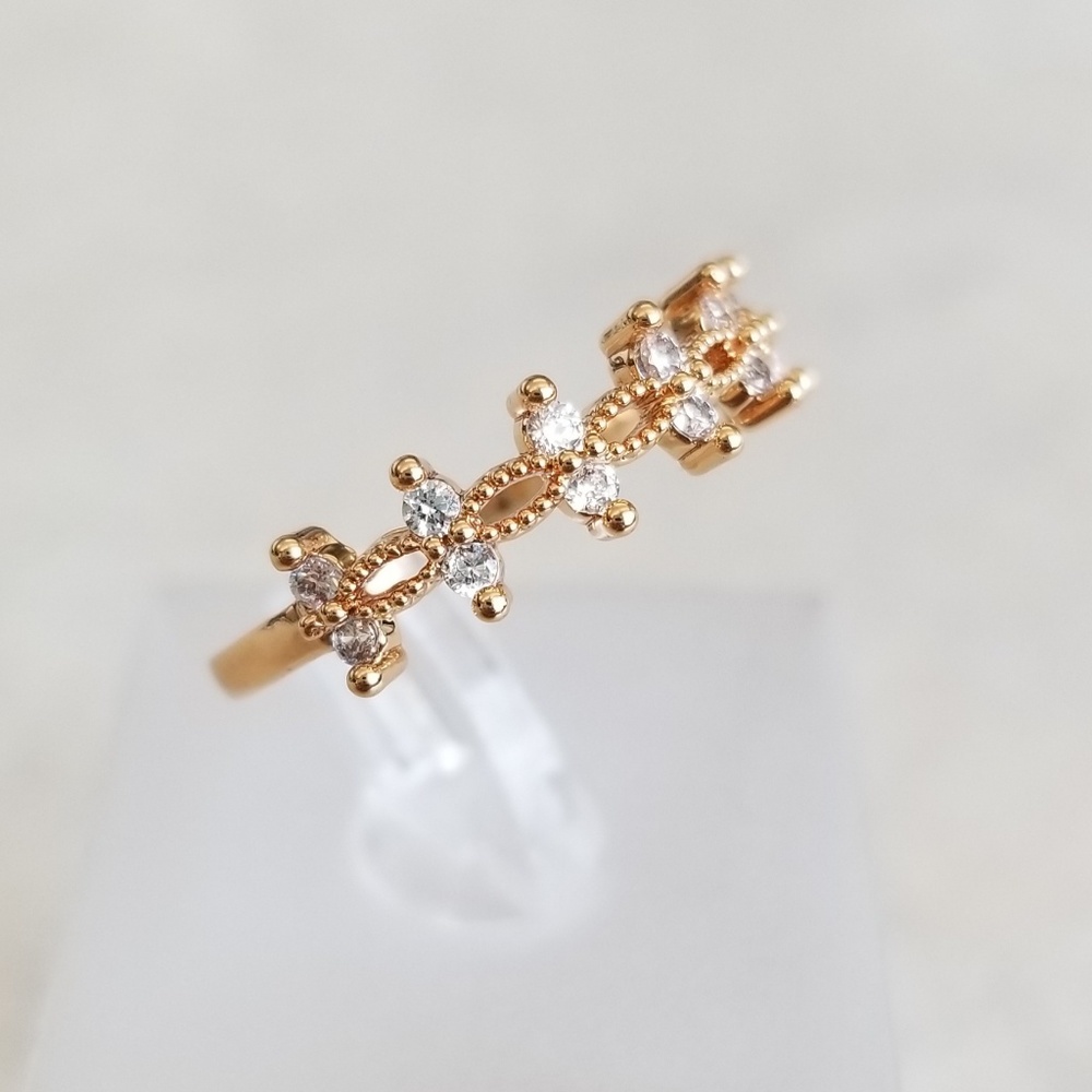 Delicate Rose Gold Ring - Picture 5 of 8